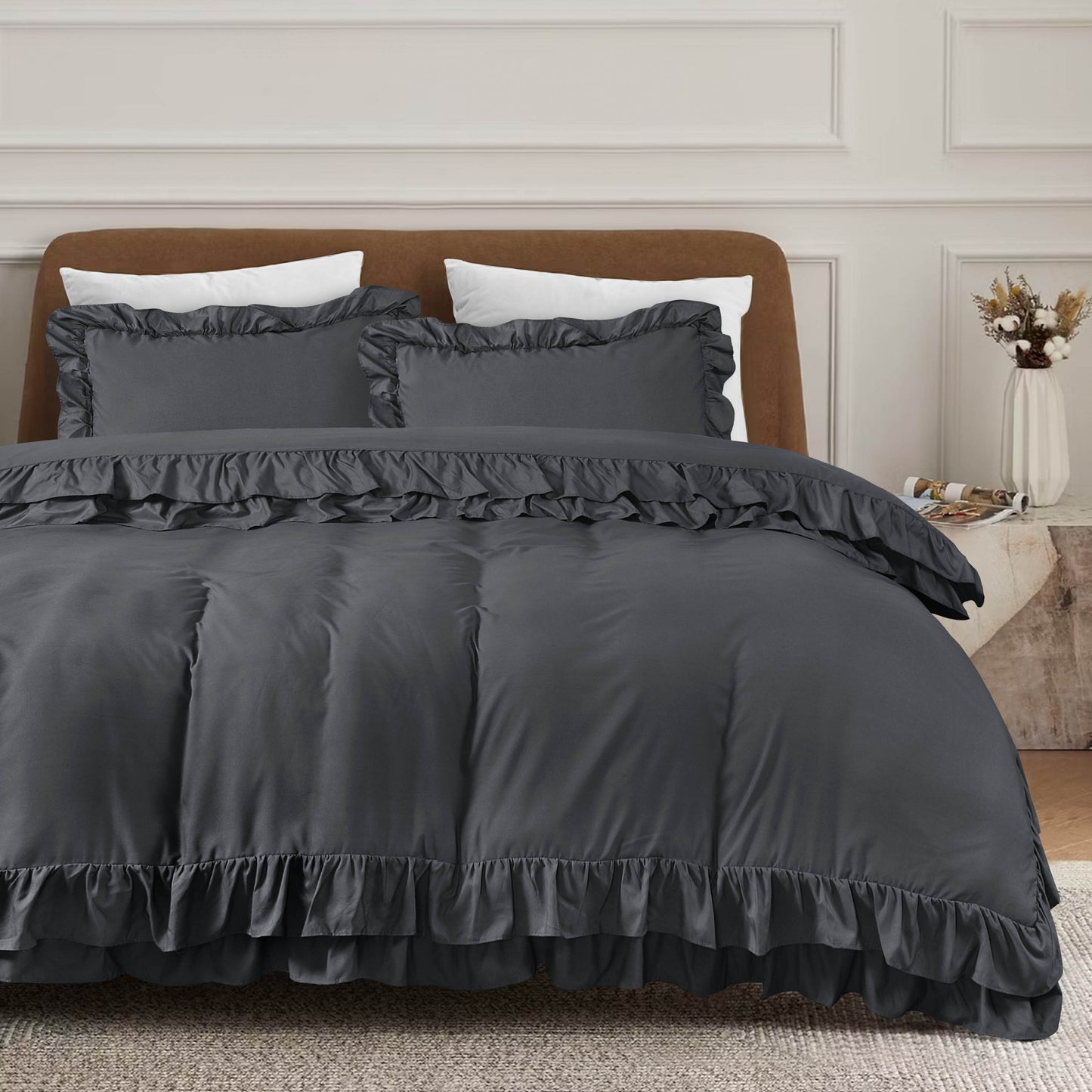 Ruffled Borders Duvet Cover Set