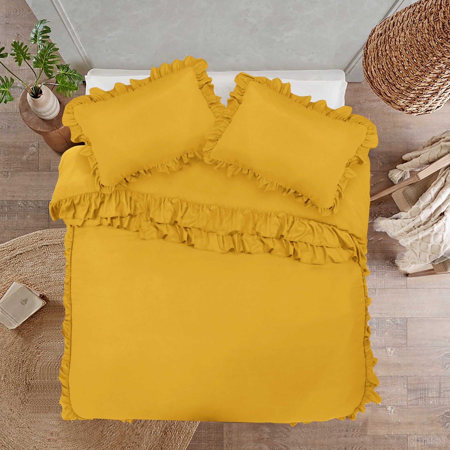 Ruffled Borders Duvet Cover Set