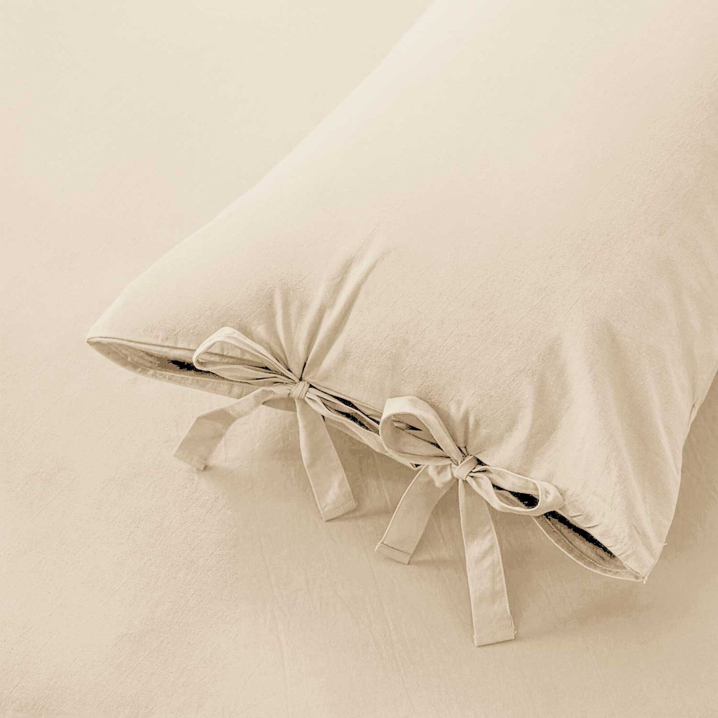 Knotted Duvet Cover Set