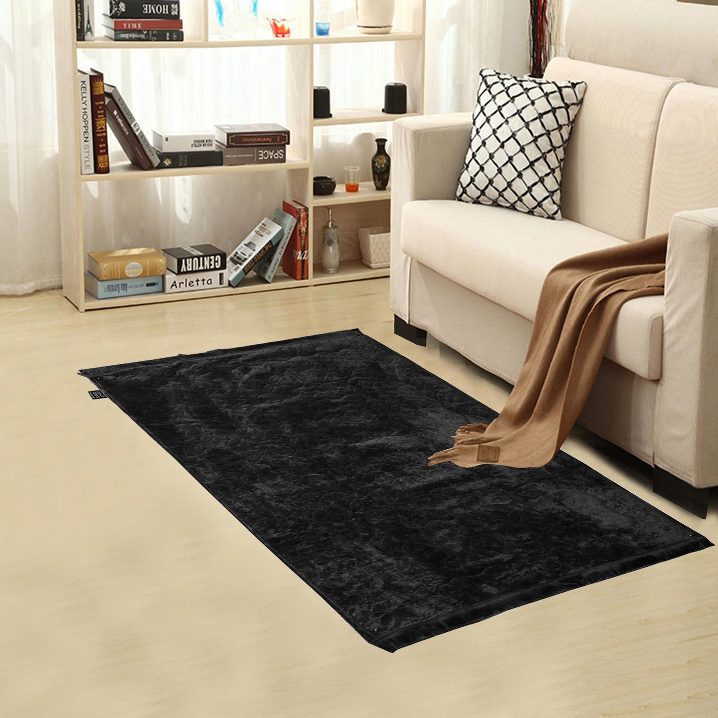 Luxury Crushed Velvet Rug Black