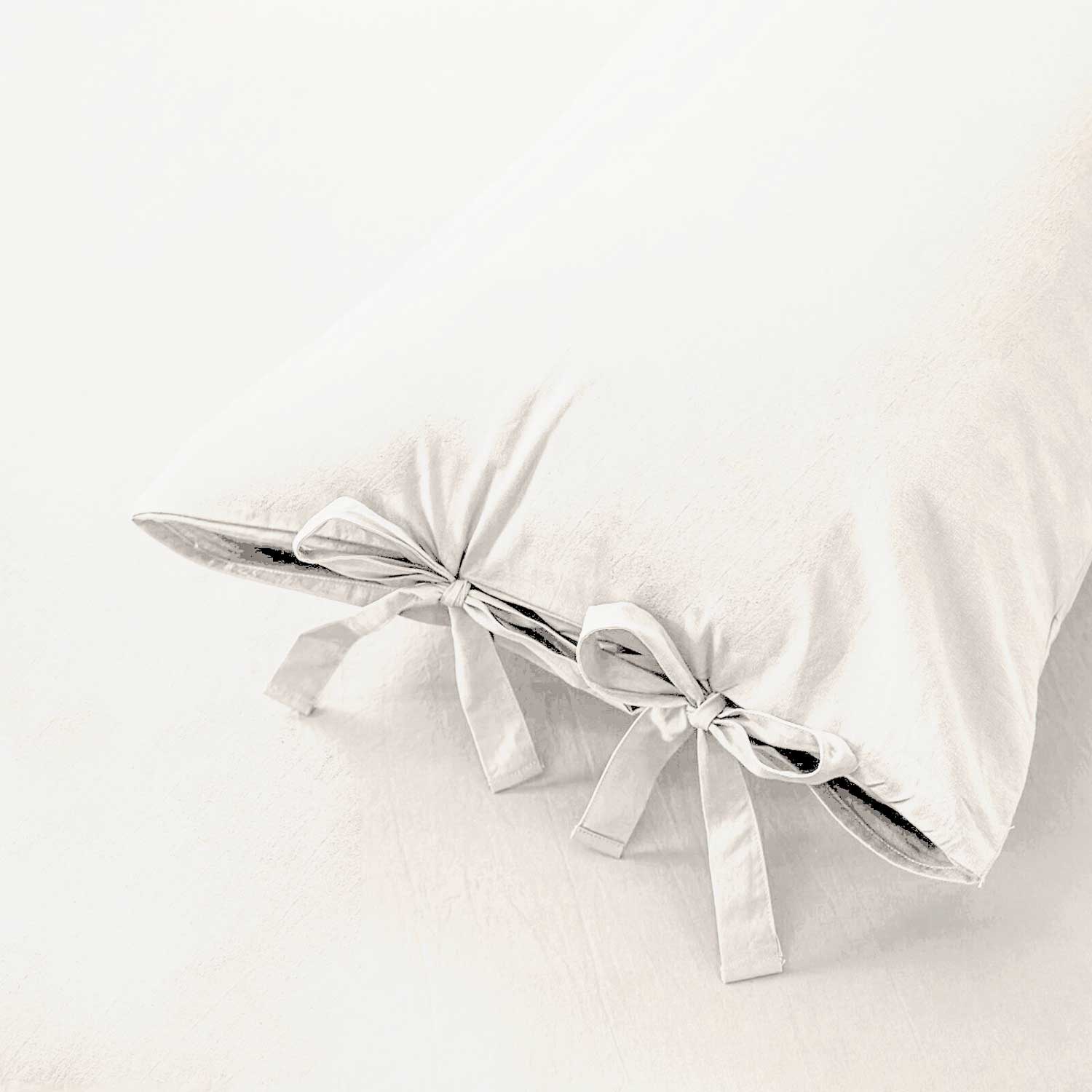 Knotted Duvet Cover Set